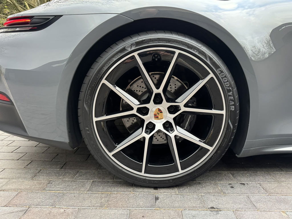 Porsche 992.2 Carrera