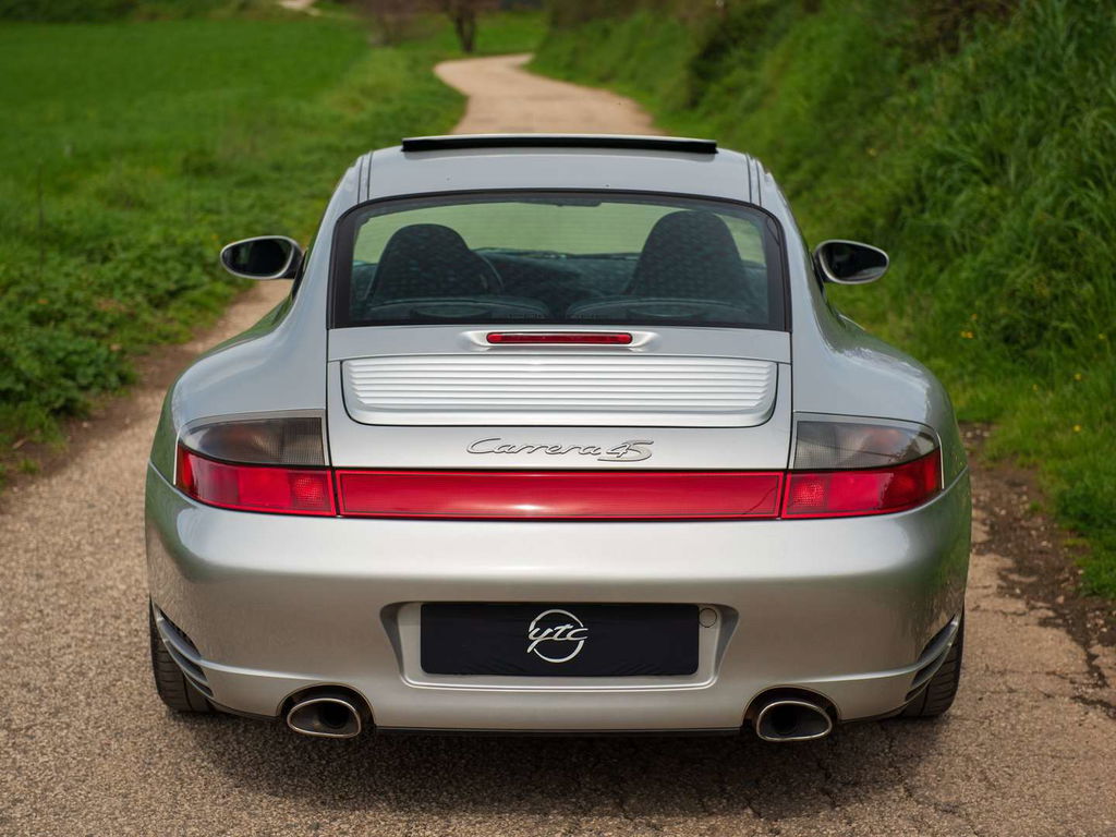 Porsche 996 Carrera 4S