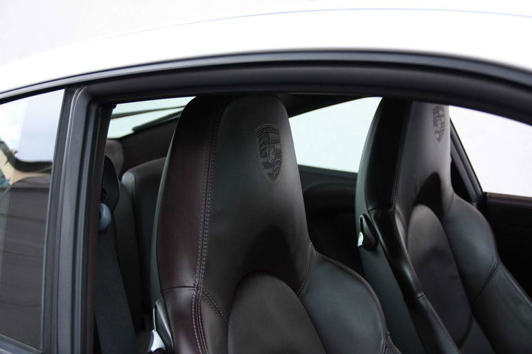 Porsche 997.2 Carrera 4S