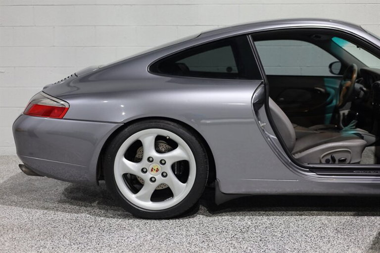 Porsche 996 Carrera