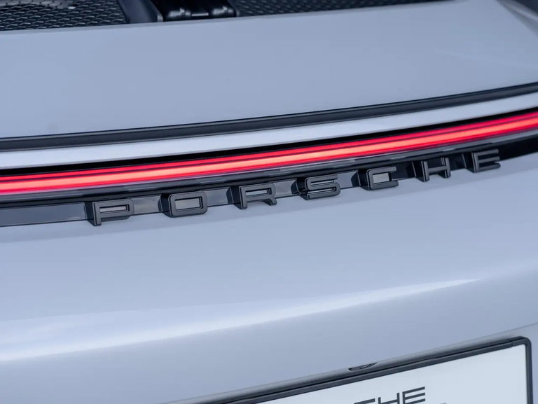 Porsche 911 S/T