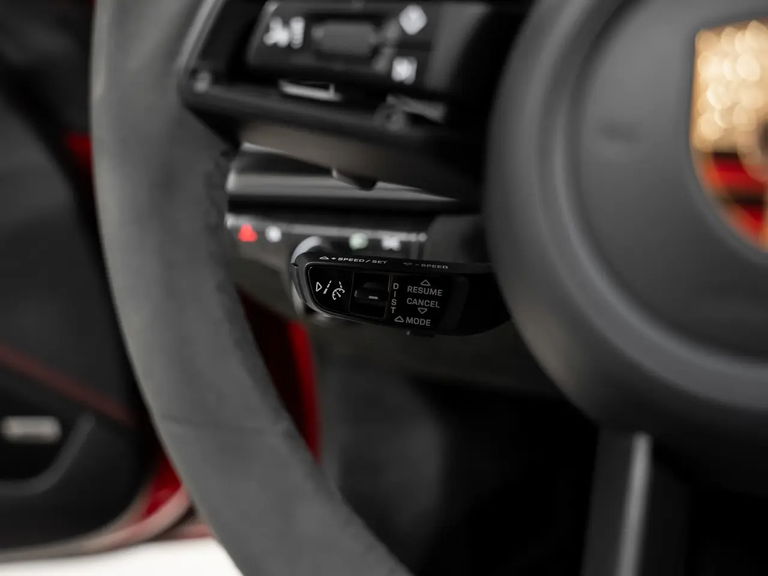 Porsche 992 Targa 4 GTS