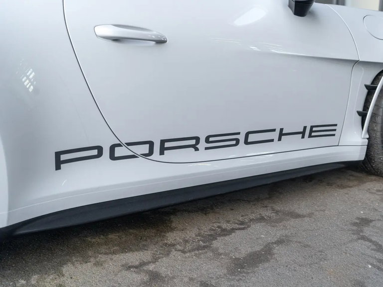 Porsche 911 S/T