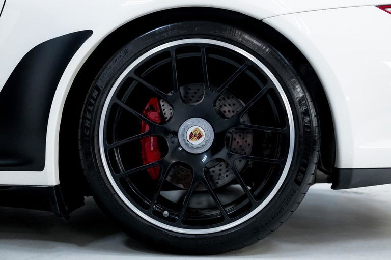 Porsche 997.2 Carrera GTS