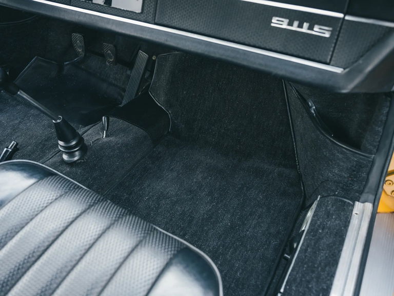Porsche 911 S (F-Modell)