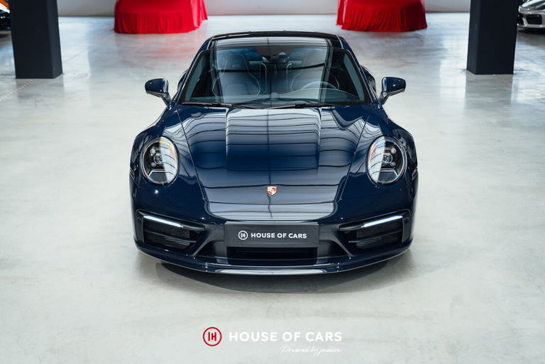 Porsche 992 Belgian Legend Edition