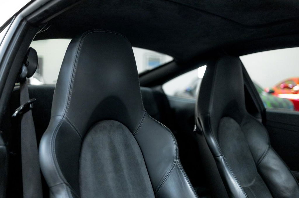 Porsche 997.2 Carrera GTS