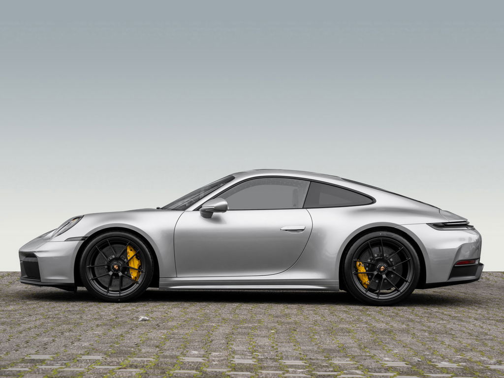 Porsche 992.2 Carrera GTS