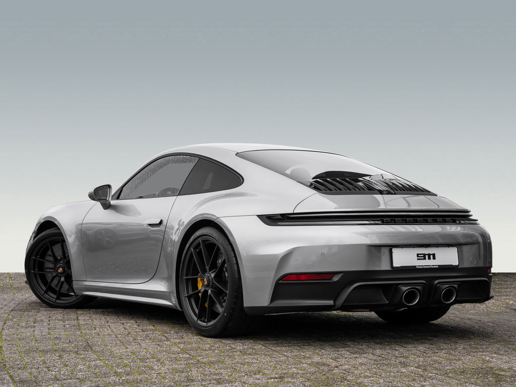 Porsche 992.2 Carrera GTS