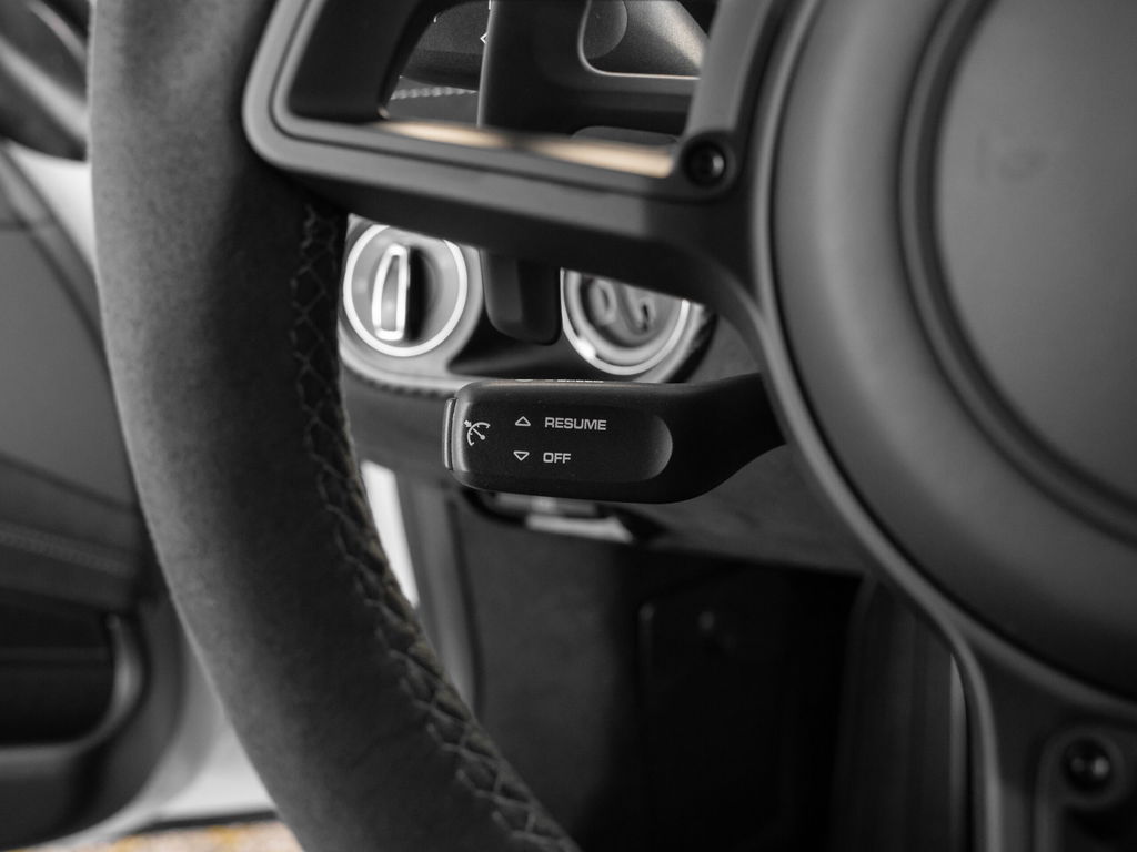 Porsche 718 Cayman GT4 RS