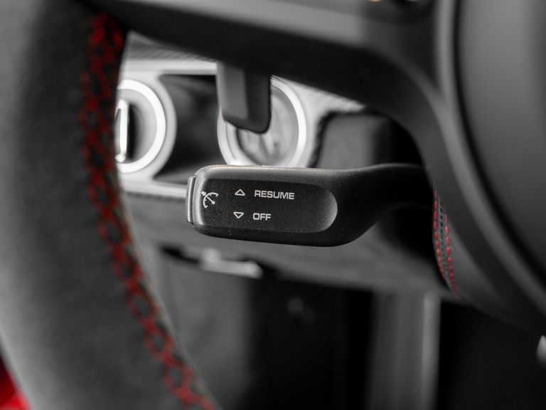 Porsche 718 Cayman GT4 RS