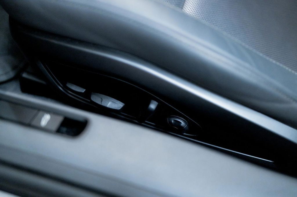 Porsche 992 Carrera 4