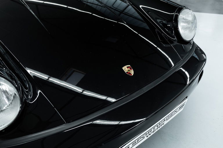 Porsche 964 Carrera 2 Speedster