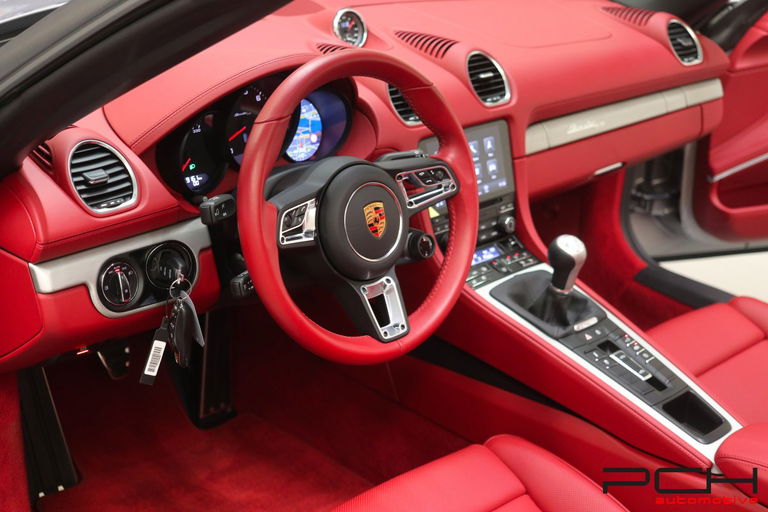 Porsche 718 Boxster 25 Years