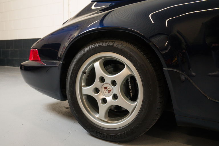 Porsche 964 Carrera 4