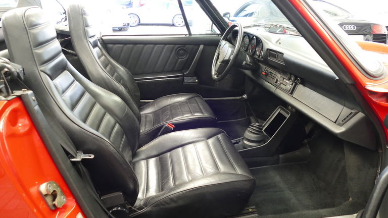 Porsche 911 Carrera 3.2