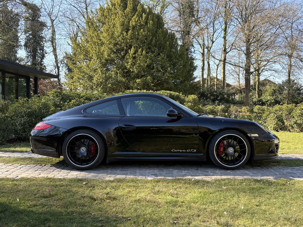 Porsche 997.2 Carrera GTS