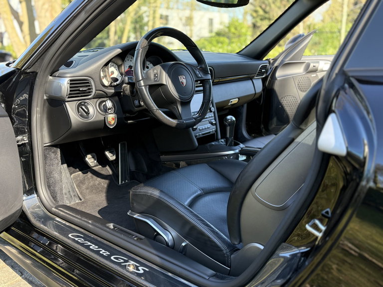 Porsche 997.2 Carrera GTS