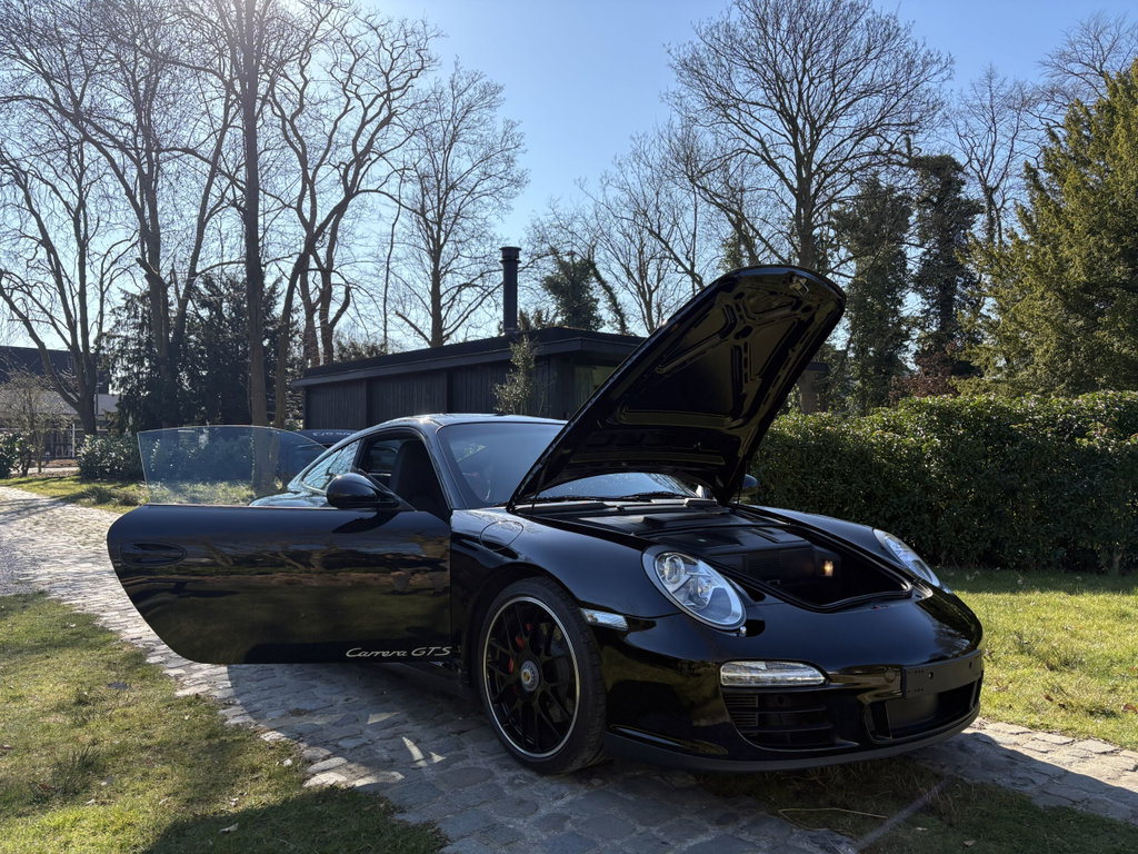 Porsche 997.2 Carrera GTS