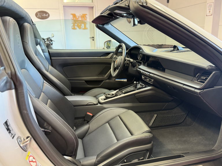Porsche 992 Targa 4S