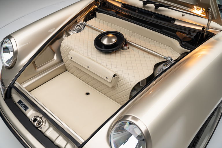 Porsche 911 Reimagined by Singer