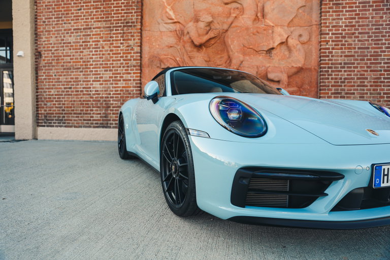 Porsche 992 Targa 4 GTS