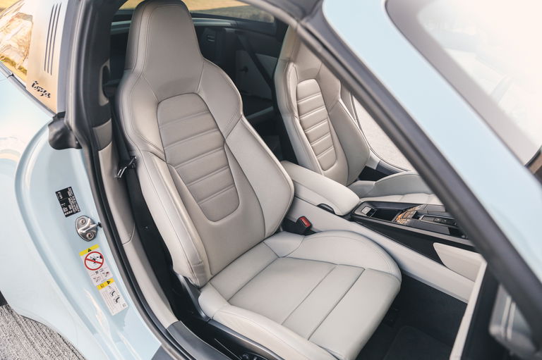 Porsche 992 Targa 4 GTS