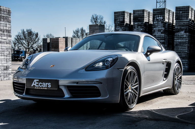 Porsche 718 Cayman