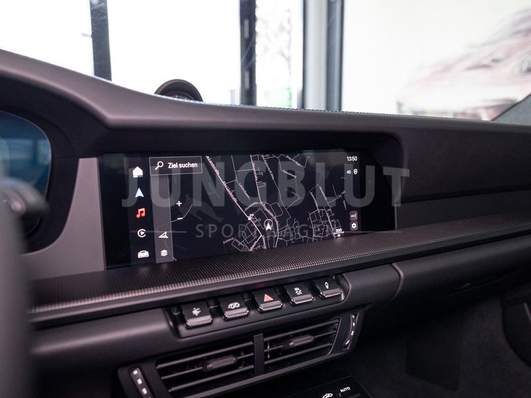 Porsche 992.2 Carrera 4 GTS