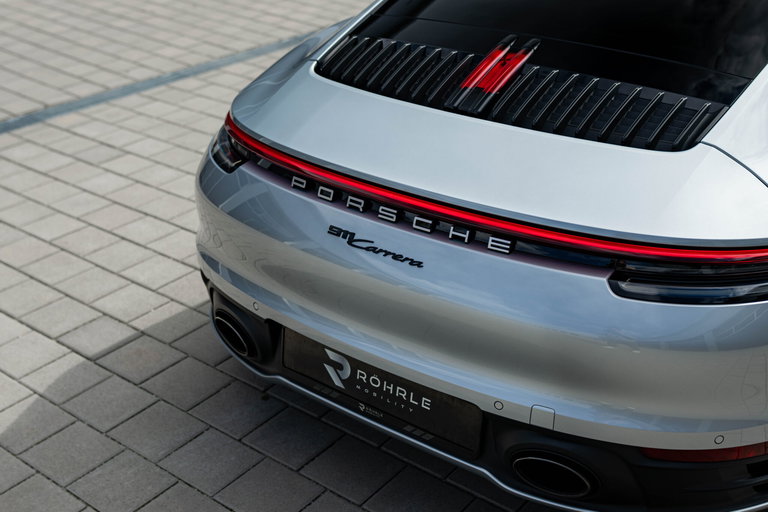 Porsche 992 Carrera