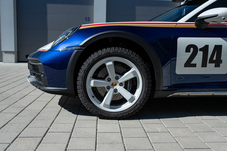 Porsche 911 Dakar