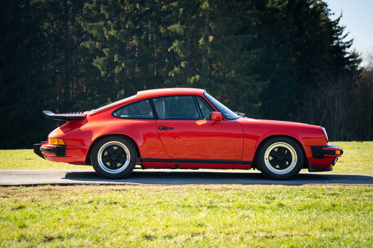 Porsche 911 Carrera 3.2
