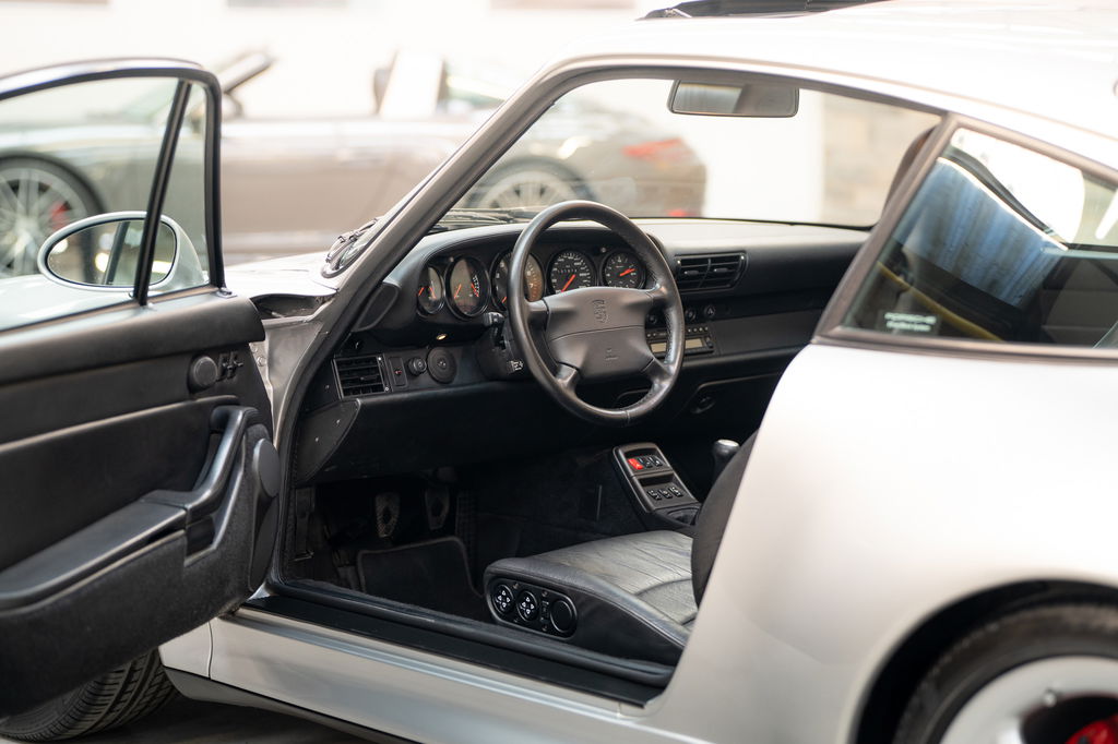 Porsche 993 Carrera 4S