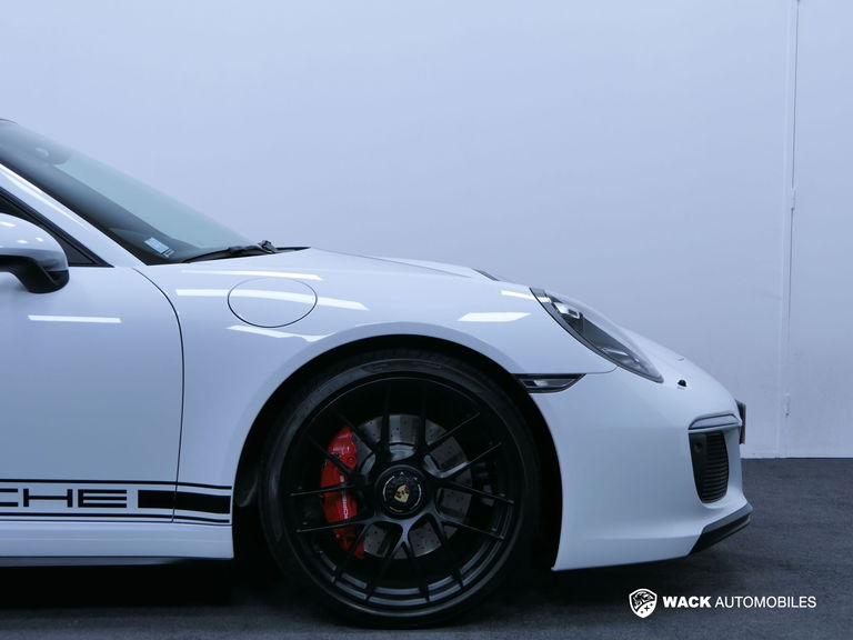 Porsche 991.2 Carrera GTS