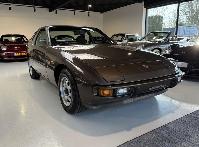 Porsche 924
