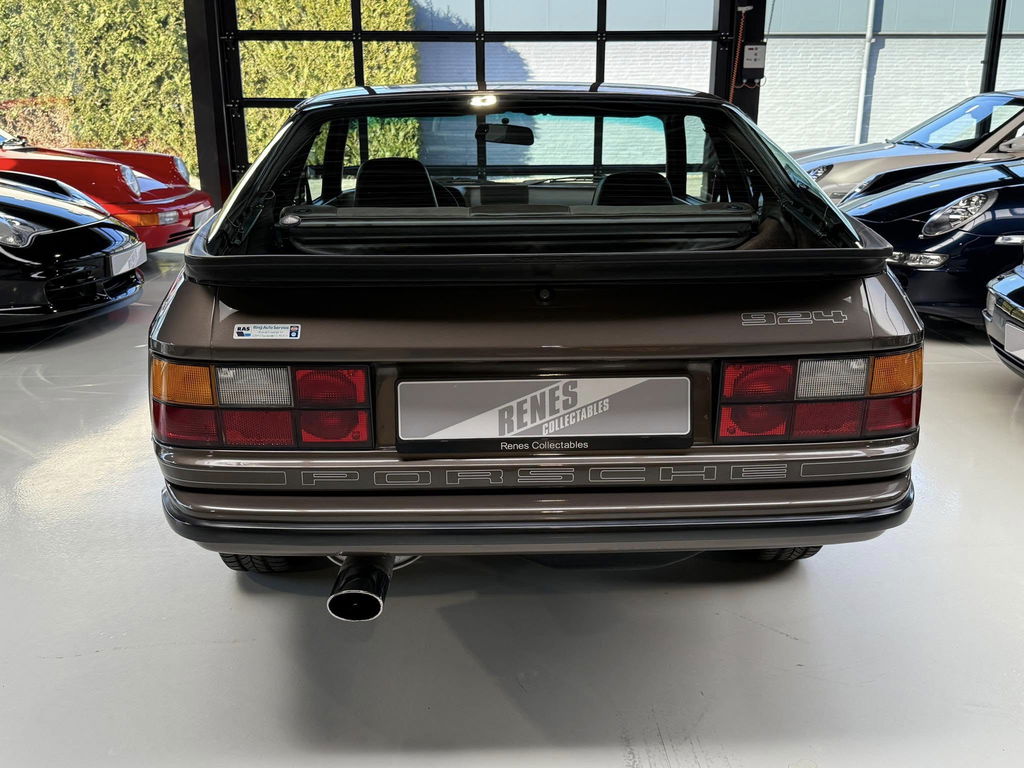 Porsche 924