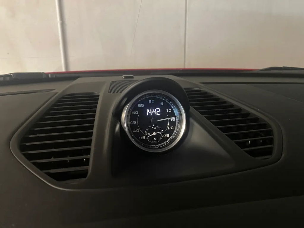 Porsche 991.2 Carrera GTS