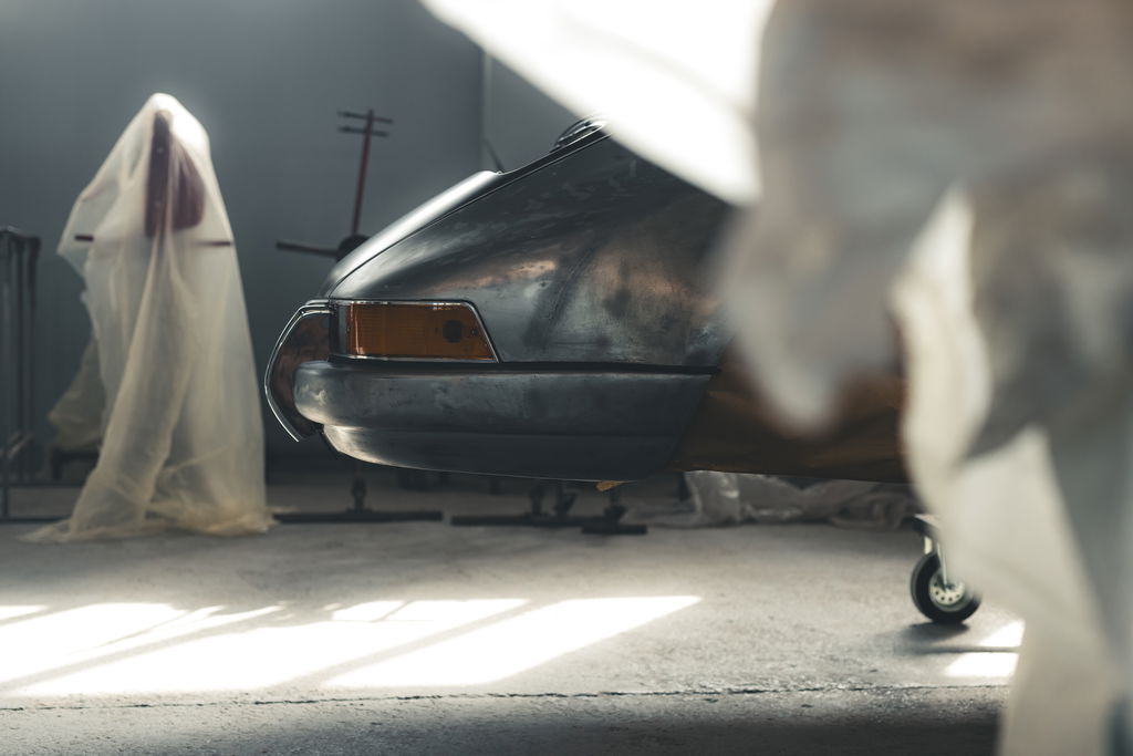 Porsche Center completes unique “911 Targa R” Backdate project