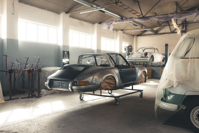 Porsche Center completes unique “911 Targa R” Backdate project