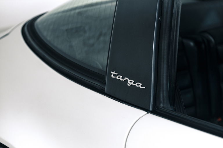 Porsche Center completes unique “911 Targa R” Backdate project