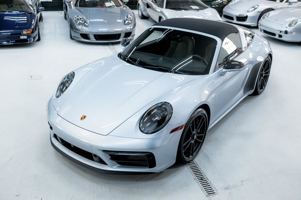 Porsche 992 Targa 4 GTS