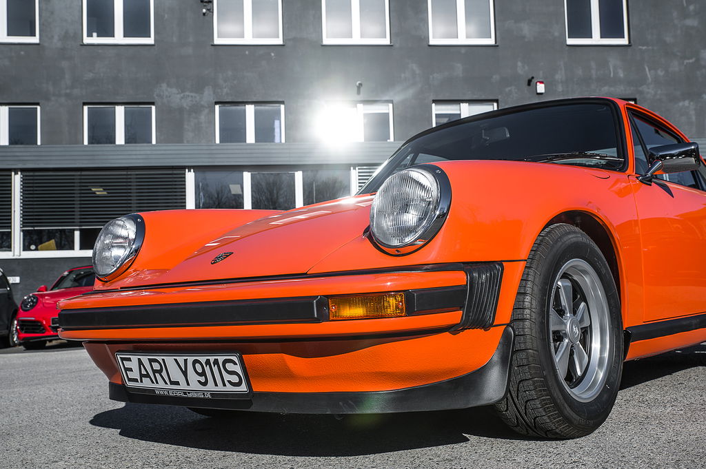 Porsche 911 Carrera 2,7