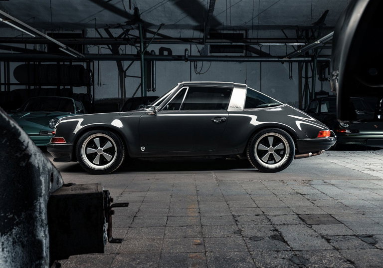 Porsche 911 Backdate