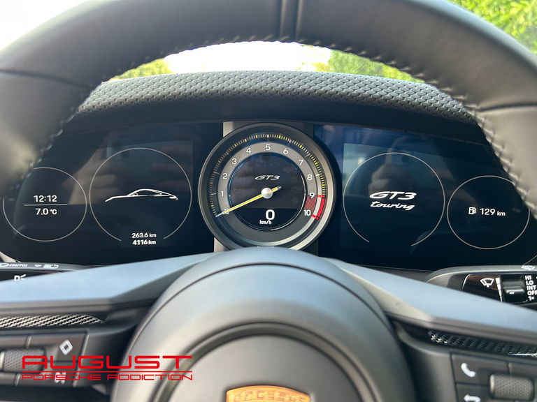 Porsche 992 GT3 Touring