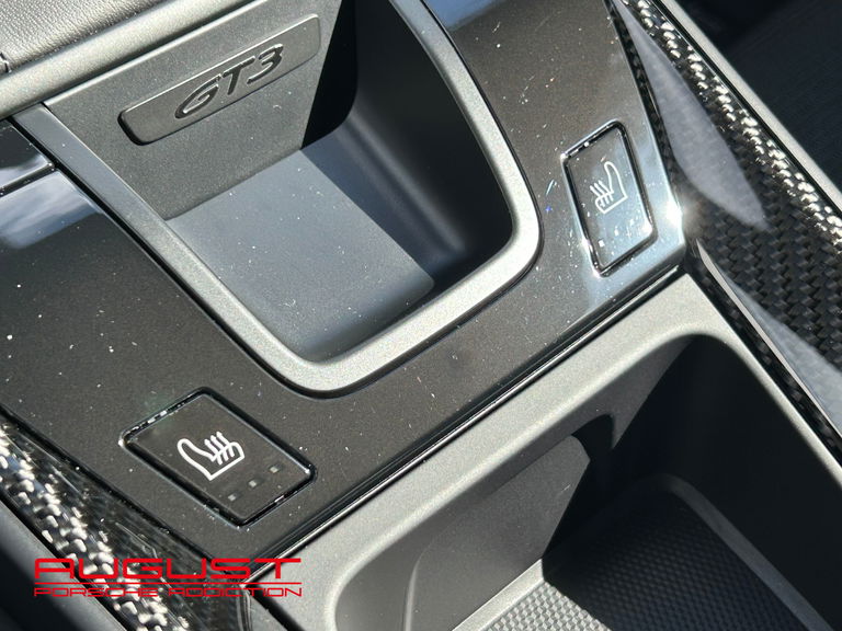 Porsche 992 GT3 Touring