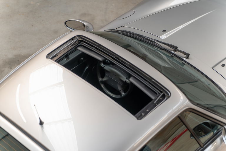 Porsche 993 Carrera 4S