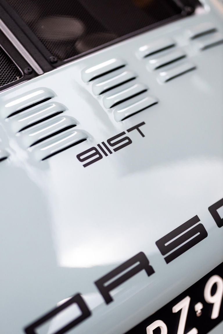 Porsche 911 Backdate