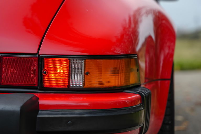 Porsche 911 Carrera 3.2