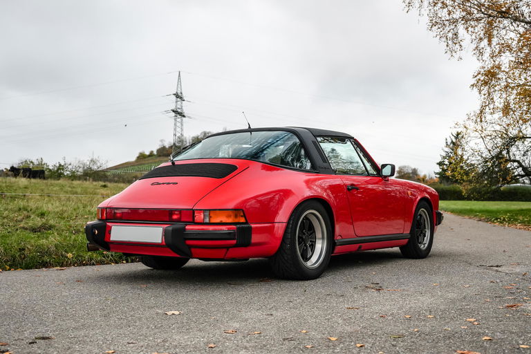 Porsche 911 Carrera 3.2
