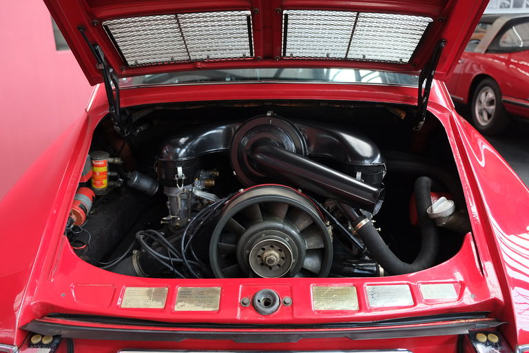 Porsche 911 S (F-Modell)